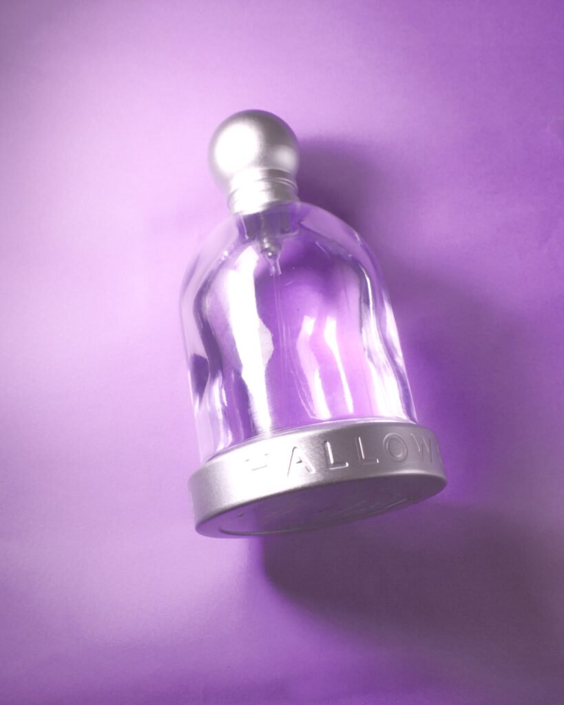 Halloween Eau de Toilette for Women Review: Notes, Longevity, Price and What It Really Smells Like 2 Halloween Eau de Toilette for Women Fragrance Bottle